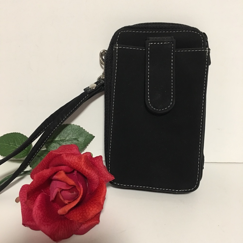 WALLET/PHONE CASE. BLACK. ATTACHED TO BELT